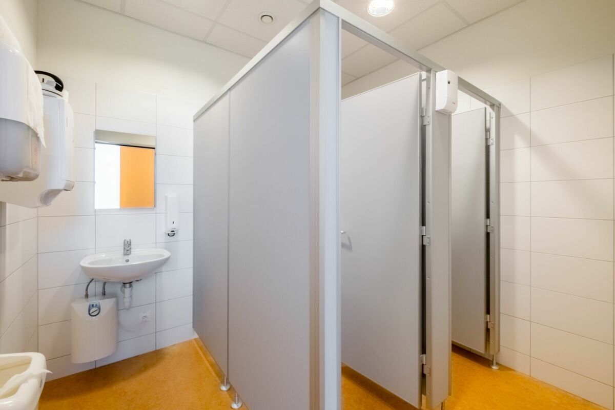 Attraktives buero fuer unternehmen und agenturen hell modern und zentral in buchs sg 1761831271 9 Attraktives Büro für Unternehmen & Agenturen - hell, modern und zentral in Buchs SG